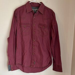 Wrangler Men's Retro Burgundy snap buttons long sleeve button down Shirt medium